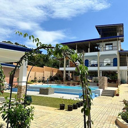 Aina Hannah Family Resort'S Greek Unit Calatagan Экстерьер фото