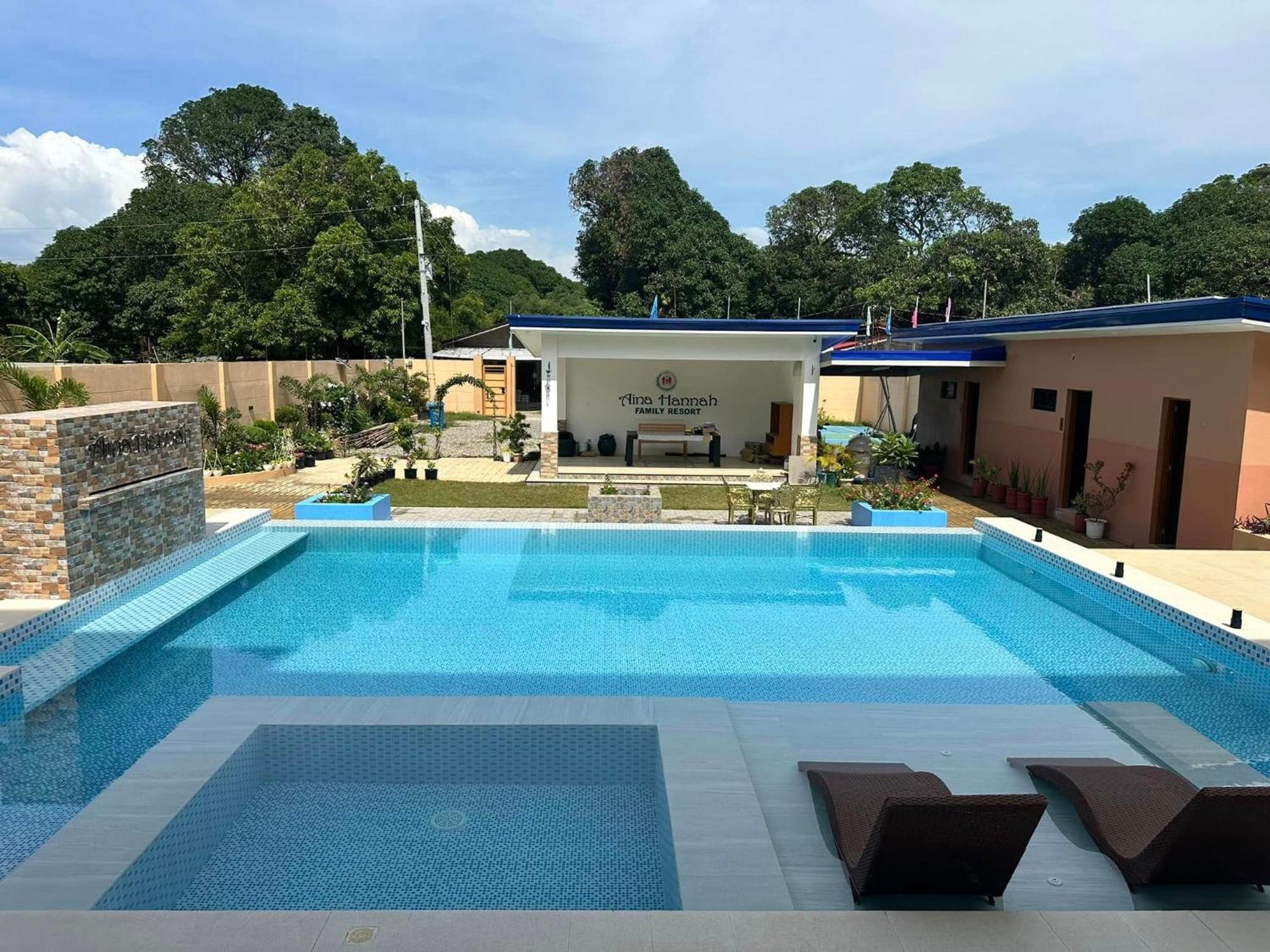 Aina Hannah Family Resort'S Greek Unit Calatagan Экстерьер фото